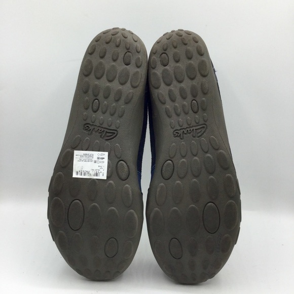 Clarks Blue and Gray Flats - Picture 10 of 13